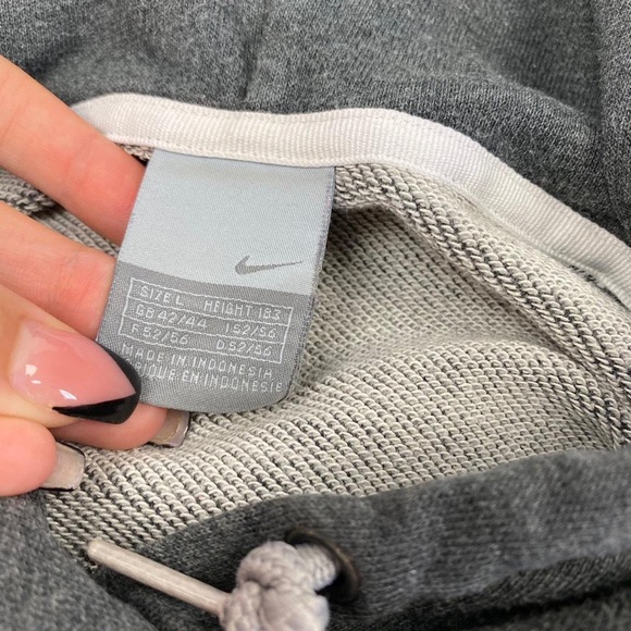 Nike Vintage Hoodie Black/Grey Large. - Picture 4 of 4